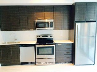 50 Bruyeres Mews #612, Toronto, ON M5V 0H8