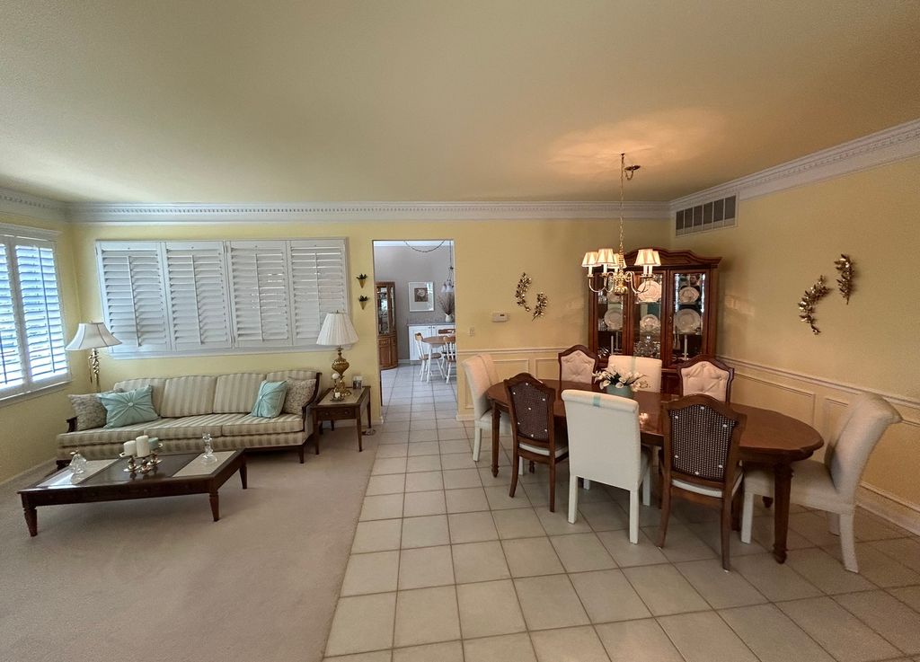 21561 Wolf Lake Ct, Crest Hill, IL - View 6