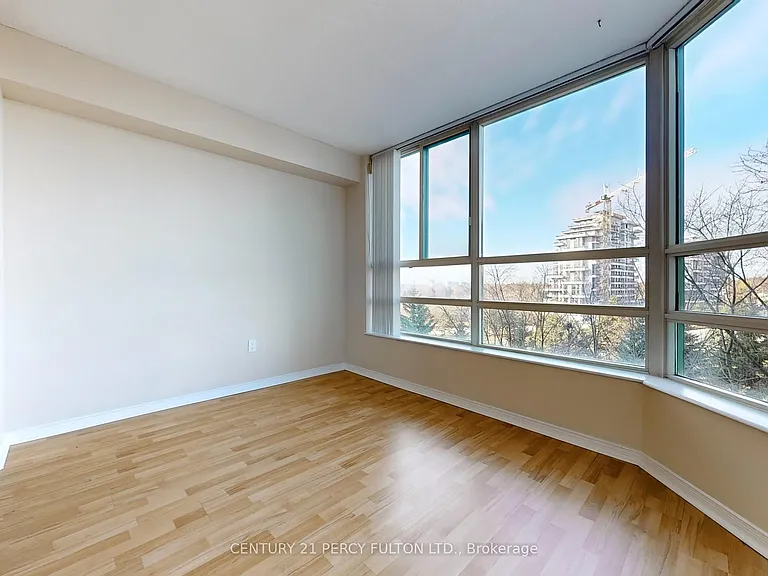 7805 Bayview Ave #625 — Photo 26