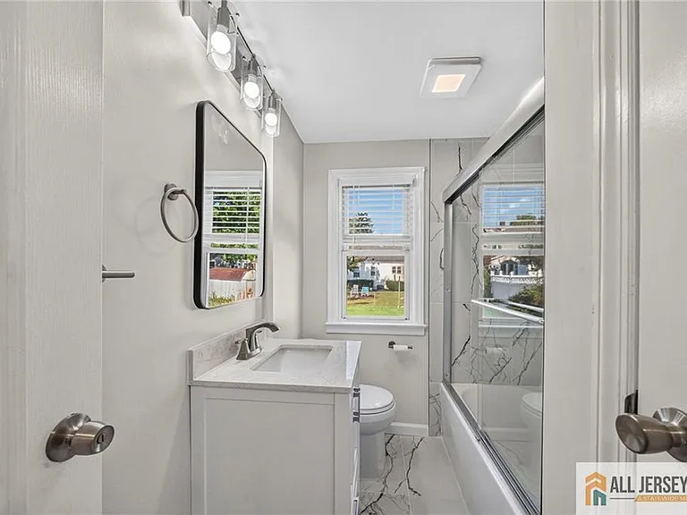 224 Atlantic Ave — Photo 8