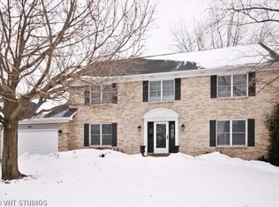 712 Kathy Ct, Naperville, IL 60540