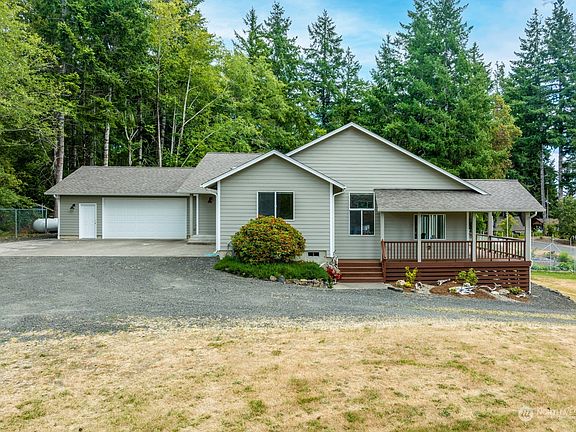 2nd image of 370 E Agate Beach Drive
