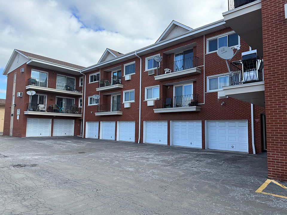 1st image of 4750 W 101st St #6C