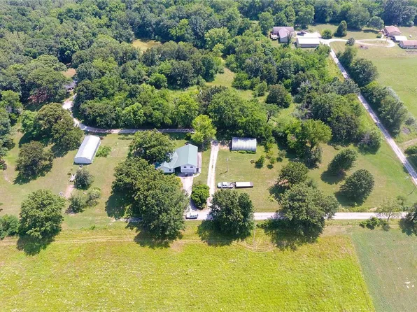 6 Crawford Ln, Litchfield, IL 62056