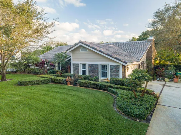 11330 NW 5 Street, Plantation, FL 33325