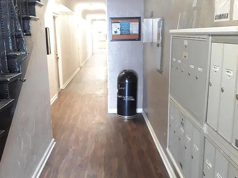 4234 Montclair St — Photo 2