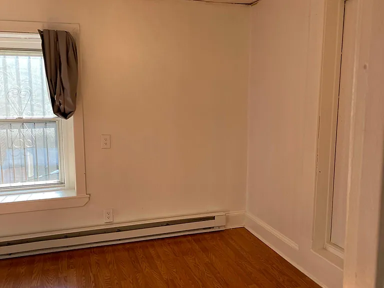 512 S 41st St #8 — Photo 42