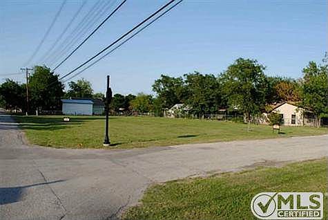2nd image of 301 Austin St