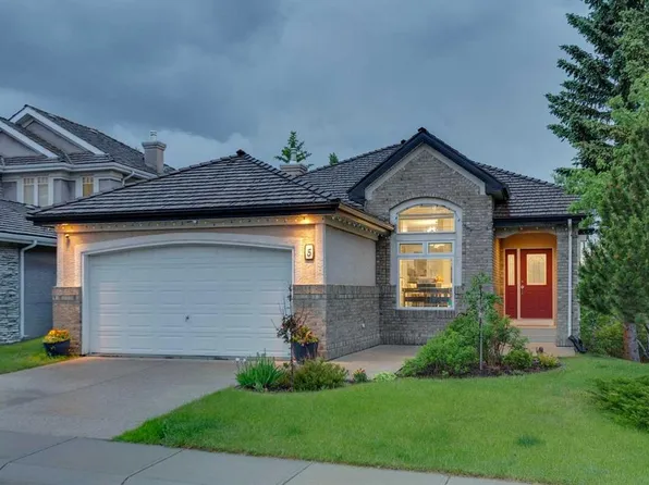 5 E Royal Crest Ter NW, Calgary, AB T3G 4M3