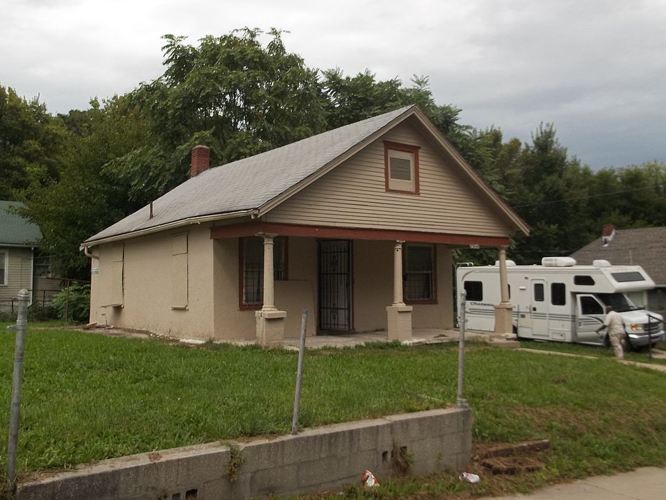 1st image of 4302 E 25th St