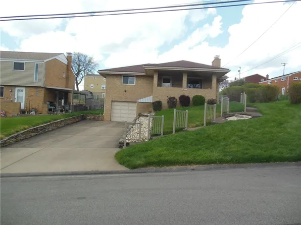 412 Lois Dr, Pittsburgh, PA 15236