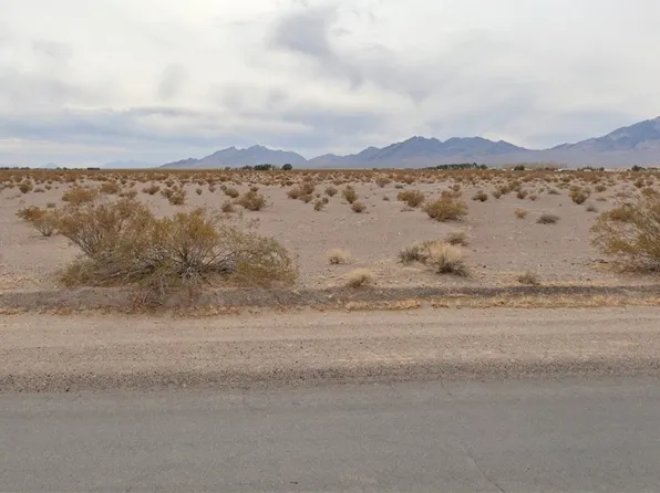 701 W Mecca Rd, Amargosa Valley, NV 89020