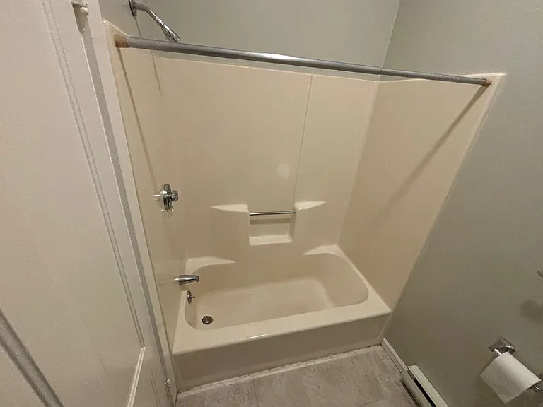 247 Main St #202 — Photo 8