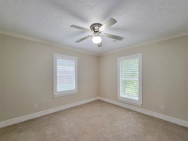 25723 Glen Loch Dr — Photo 21