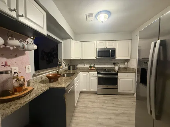 12049 Crimson Ln, Silver Spring, MD 20904
