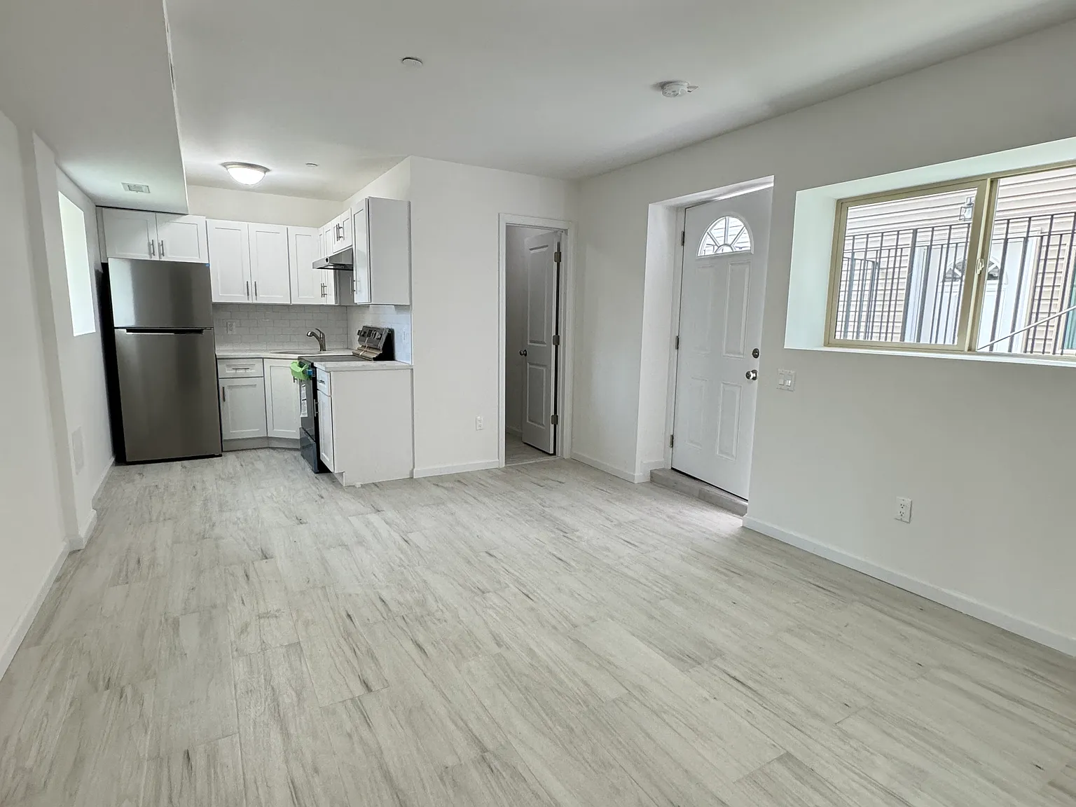 1 bed, 650 sqft, $1,750 — Photo 1
