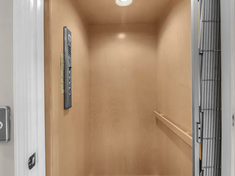 125 Ventura Pl — Photo 20