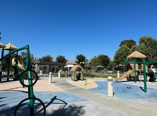 50 Greenbough, Irvine, CA 92614