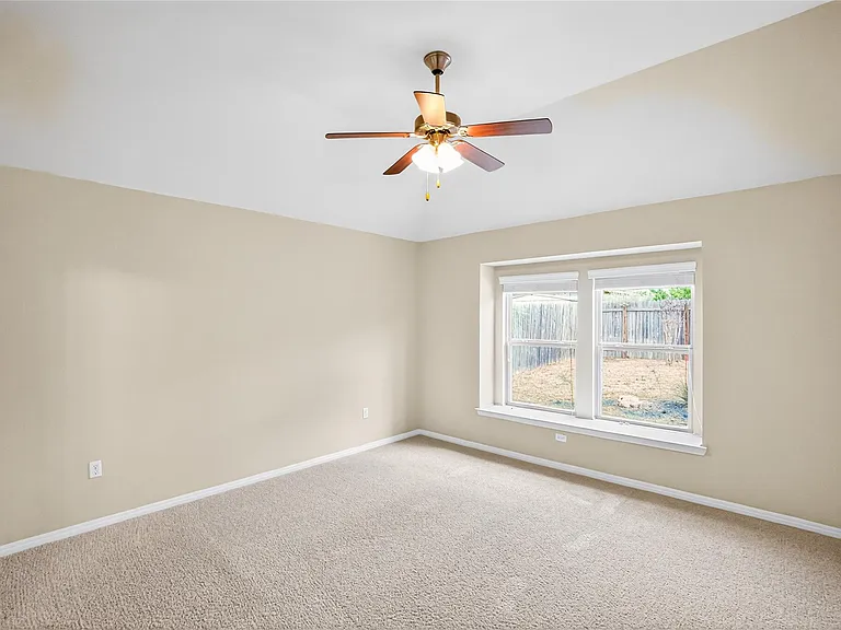 15102 Walcott Dr — Photo 4
