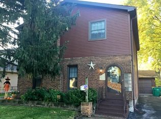 1622 33rd St, Munster, IN 46321