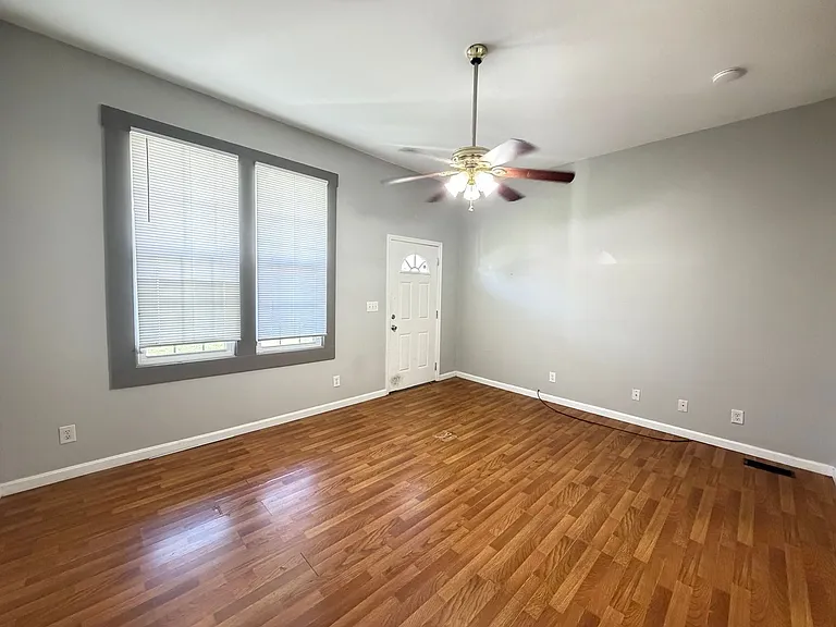 3107 Montana Ave — Photo 4