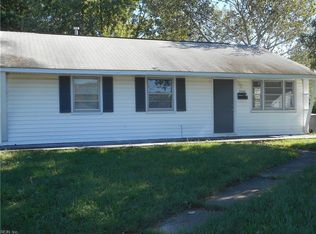 2000 Rawood Dr, Hampton, VA 23663