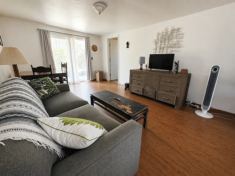 15-1485 Loke Rd #3 — Photo 5