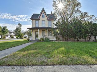 706 N Shore Rd, Absecon, NJ 08201