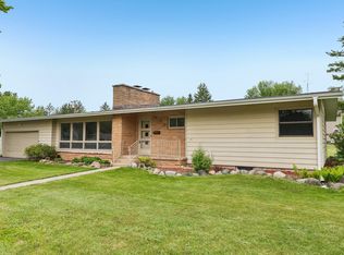 723 Bauer St, Wisconsin Dells, WI 53965