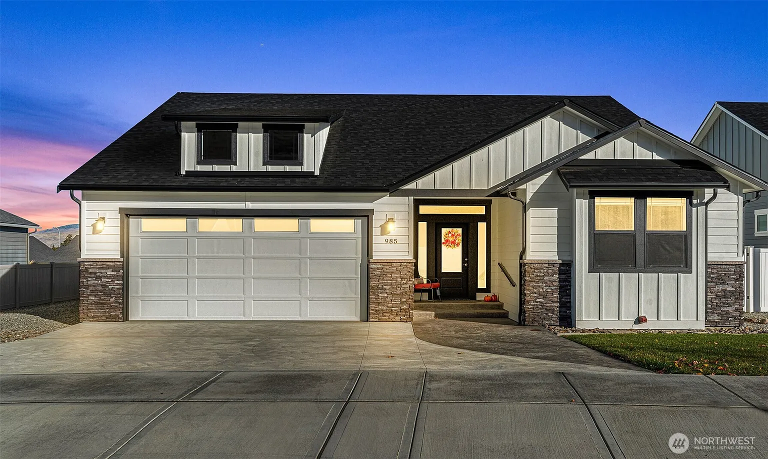 985 Spring Mountain Drive photo 1