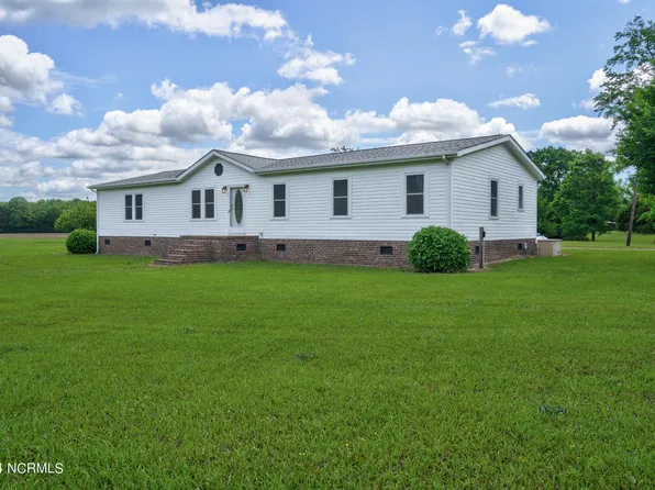 322 Ebenezer Road, Whitakers, NC 27891