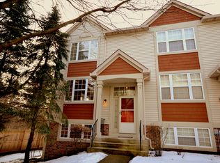 1663 Orchard Ct, West Chicago, IL 60185