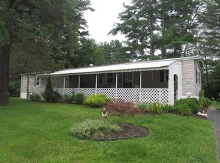 16 Sunnydale Cir, Brimfield, MA 01010