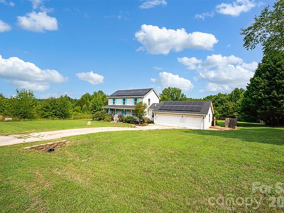 3rd image of 10724 Kingsview Dr