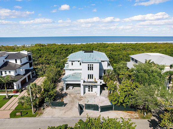 2nd image of 672 Waterside Dr