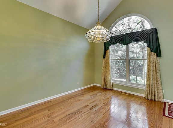 5th image of 1550 Regan Ct