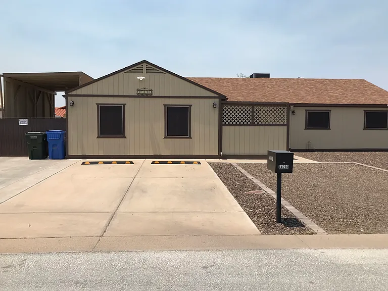 14210 N 45th Dr — Photo 1