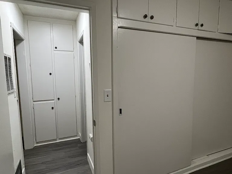 1031 Elm Ave #1 — Photo 11