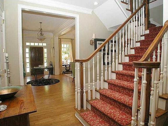 2nd image of 3015 Greendale Dr NW