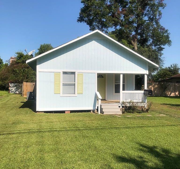 1st image of 1224 Avenue A