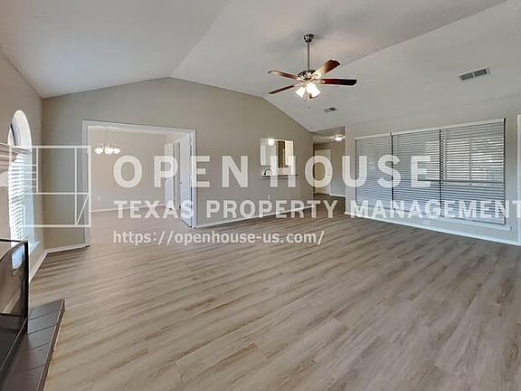 4th image of 1217 Seabrook Dr