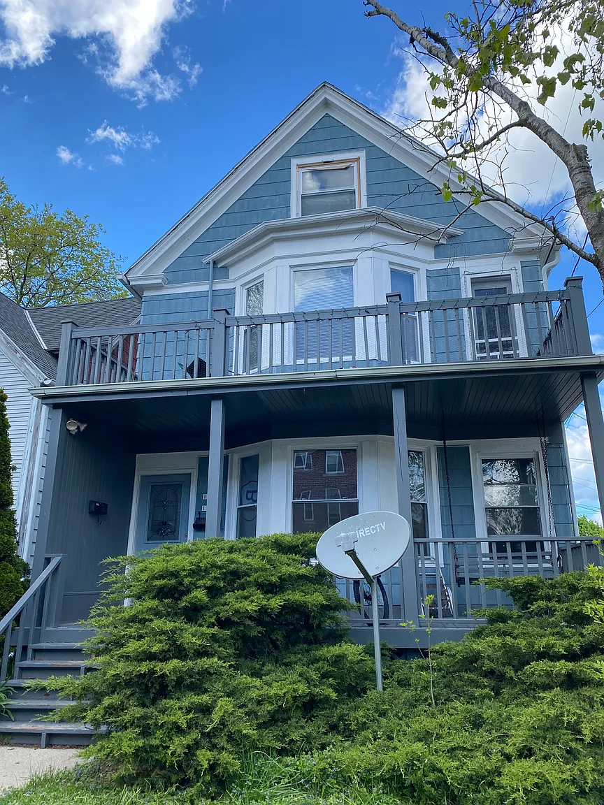 1712 E Park Pl #1 photo 1