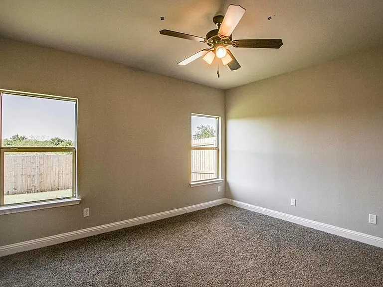 428 Canvas Ct — Photo 11