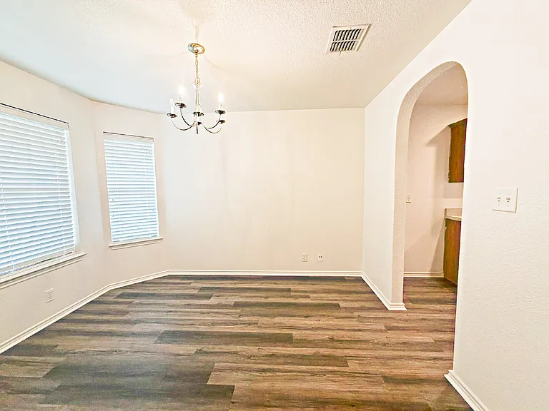 3949 Wensledale Dr — Photo 3