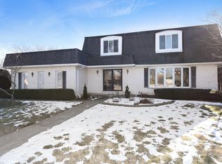 7330 Exner Ct, Darien, IL 60561