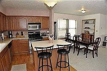 5th image of 4508 W 146th St