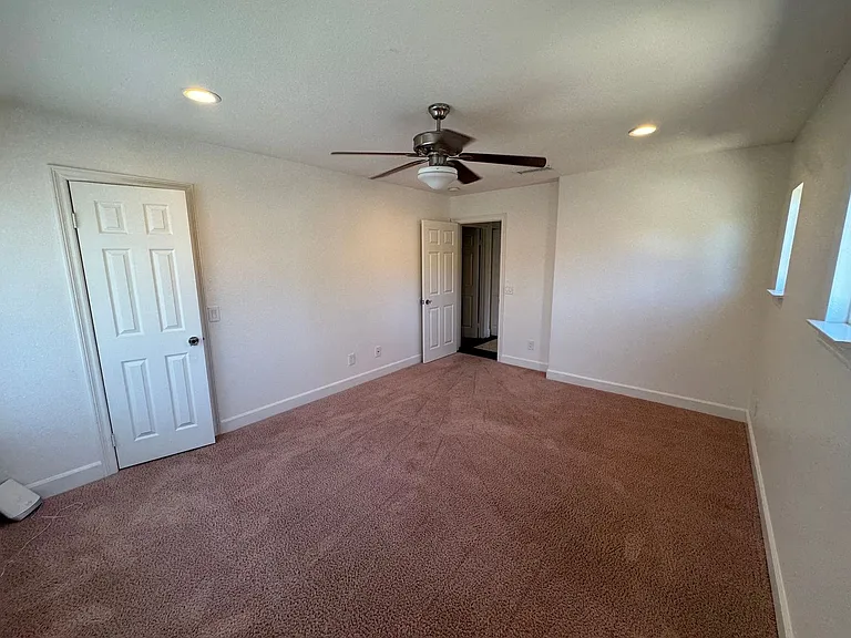 1855 Lawndale Rd — Photo 28