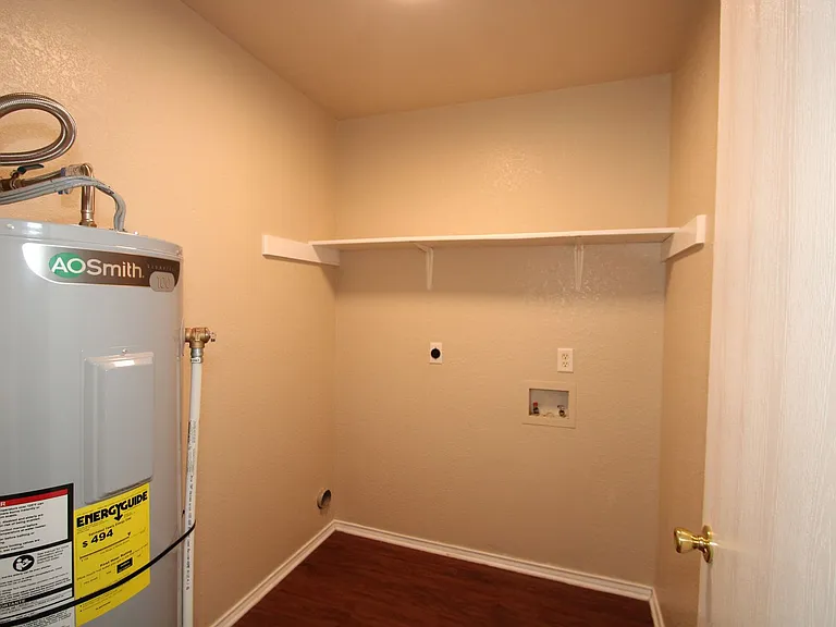 4206B Deek Dr — Photo 11