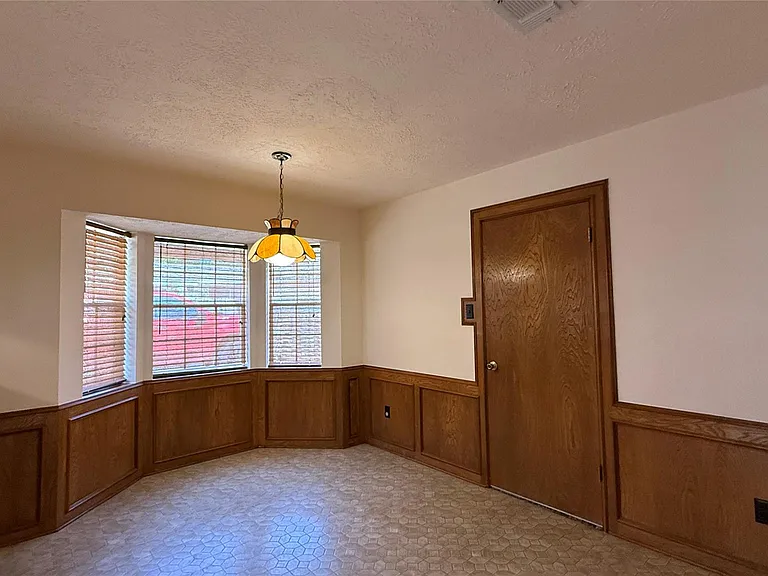 6223 Denmark Dr — Photo 10