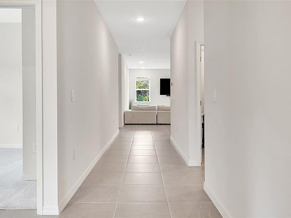 3rd image of 3984 Mayhill Loop